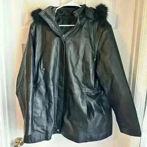 Massini Leather Jacket Size L Black Lined Zip Front Faux Fur Collar